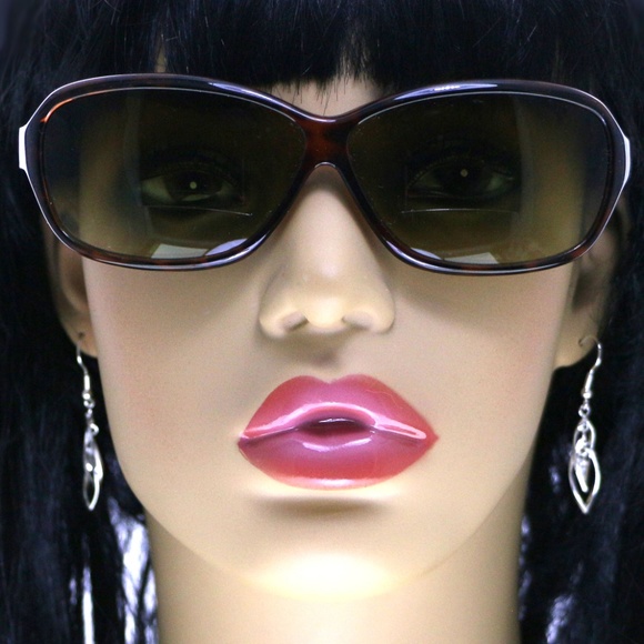 Liz Claiborne Accessories - Liz Claiborne Bifocal Oversize-Sunglasses